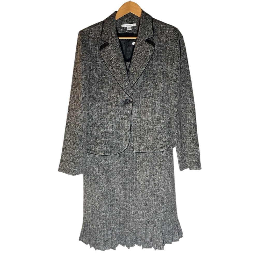 H7- Dressbarn size 10 Black & Gray Knit Tweed Two-Piece Dress Suit